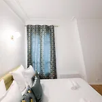 Apartment Entire Paris, 3rd Floor With Elevator