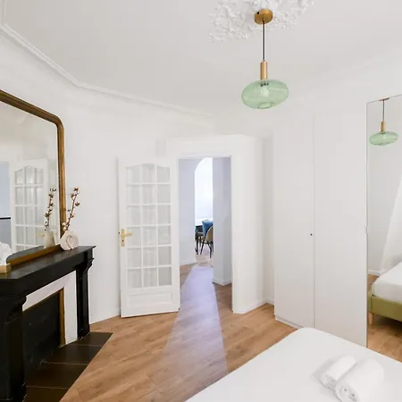 Entire Paris, 3rd Floor With Elevator Παρίσι