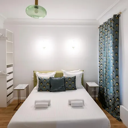 Entire Paris, 3rd Floor With Elevator Apartament