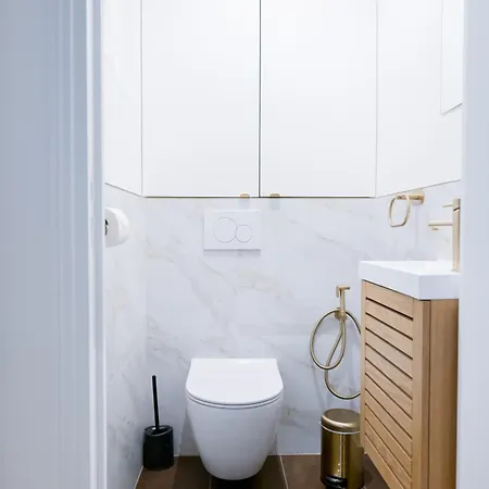 Entire Paris, 3rd Floor With Elevator * Paris