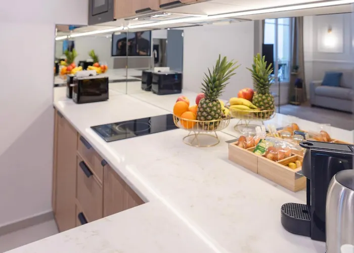 Διαμέρισμα Entire Paris, 3rd Floor With Elevator *